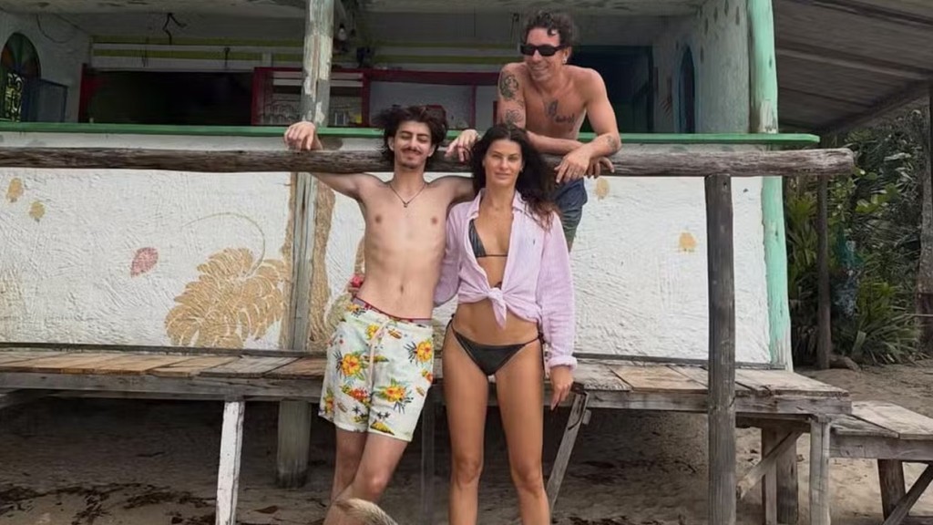 Di Ferrero abre álbum de viagem em família com Isabeli Fontana: ‘Cheia de diversão’