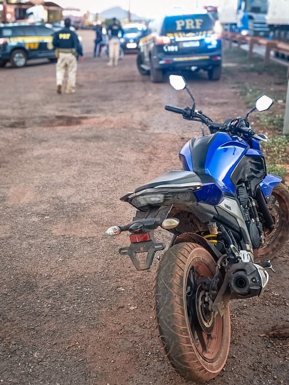 PRF recupera motocicleta roubada e prende homem por receptação na BR-070, em Várzea Grande (MT)