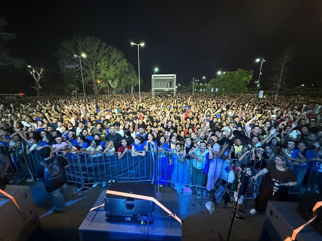 Celebra Cuiabá reúne cerca de 20 mil cristãos em show de Fernandinho
