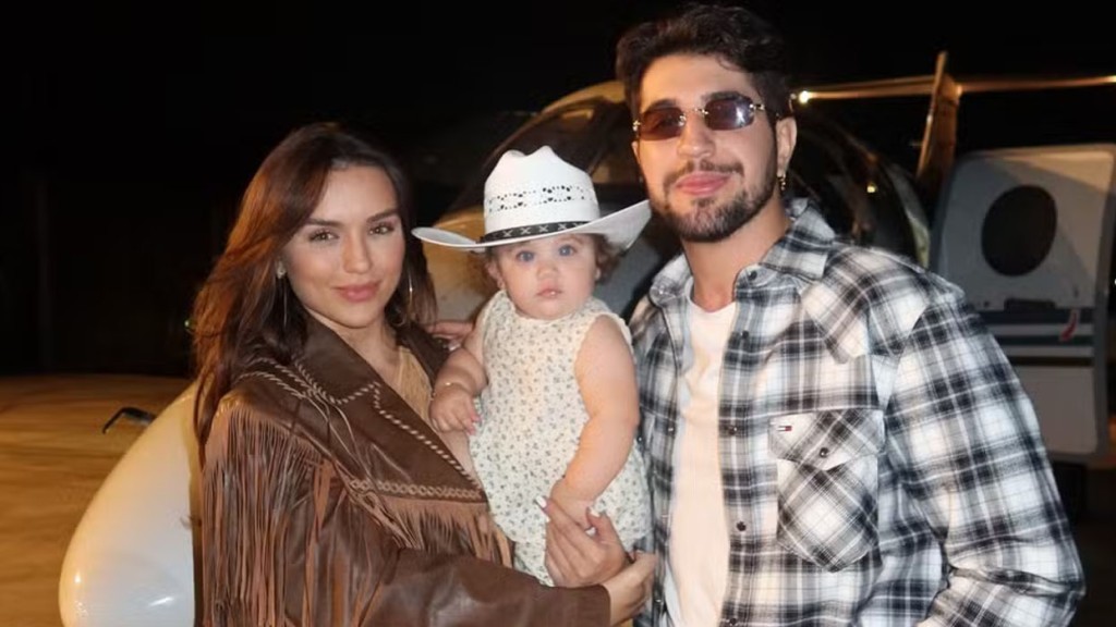 Rafa Kalimann se despede de Barretos com Nattan e a filha após show: ‘Queria mais’