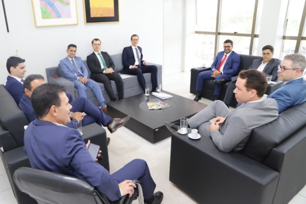 PGJ recebe visita de cortesia de procuradores legislativos