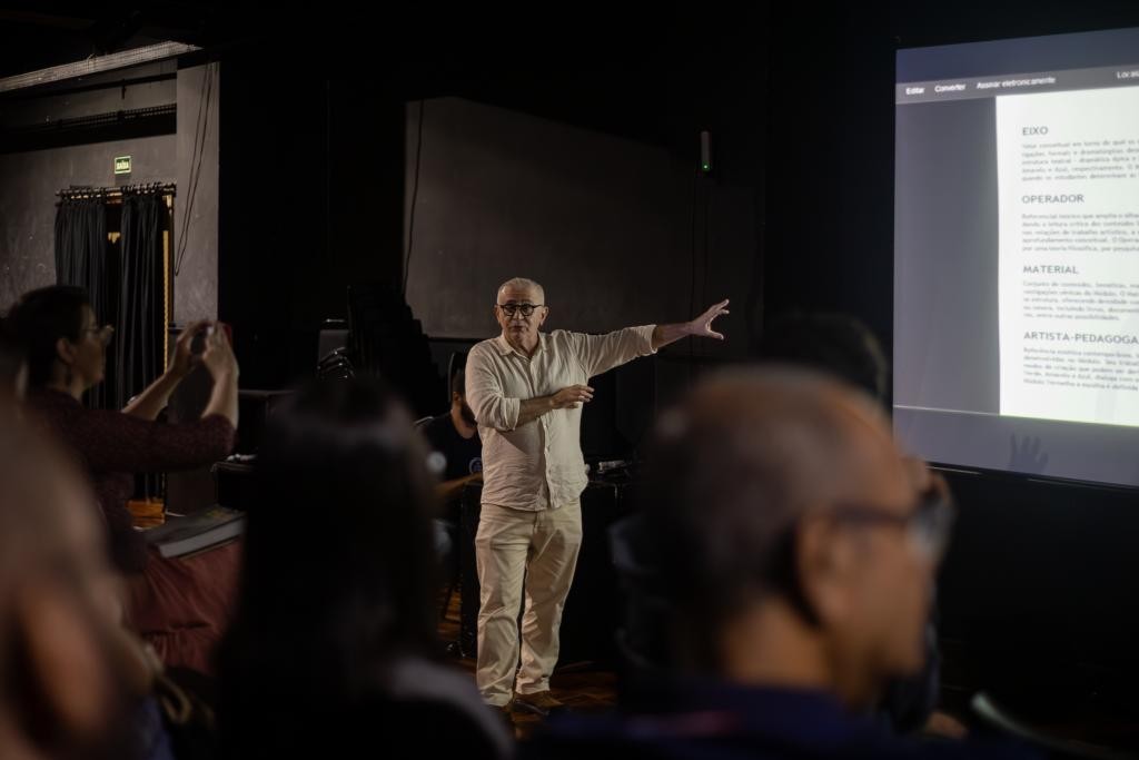Livro registra a trajetória da MT Escola de Teatro como marco da política cultural em Mato Grosso