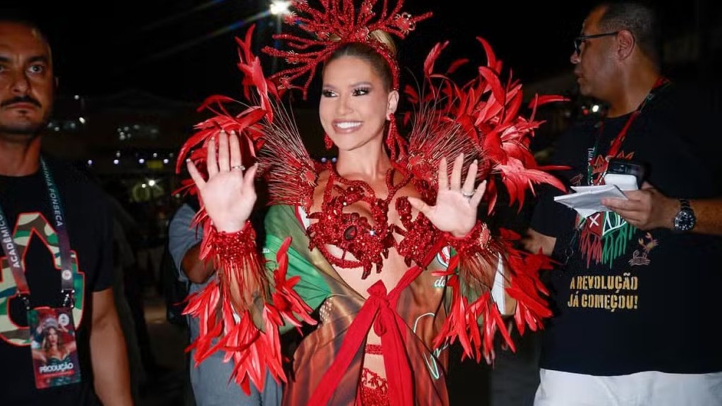 Virgínia Fonseca estreia em minidesfile da Grande Rio: ‘Dia Nacional do Samba’