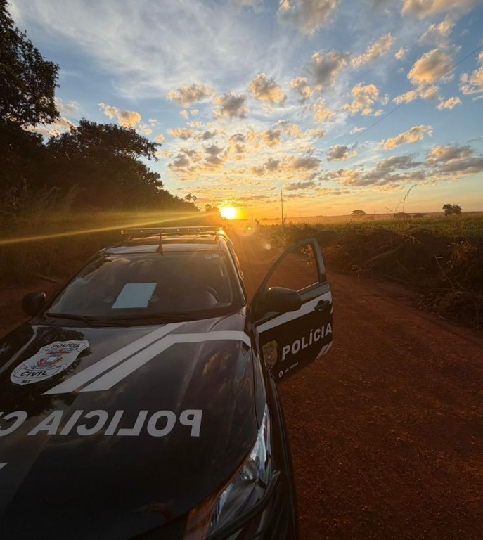 Polícia Civil prende 10 pessoas e apreende 7 armas em operação na zona rural de Canarana