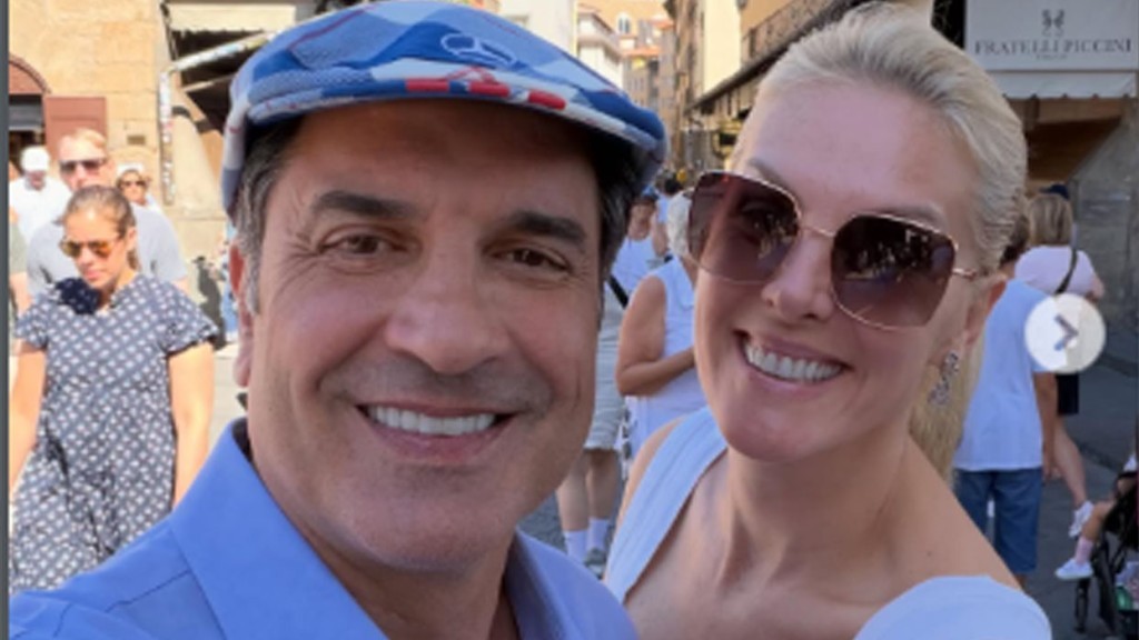 Ana Hickmann e Edu Guedes prestigiam gastronomia italiana durante lua de mel