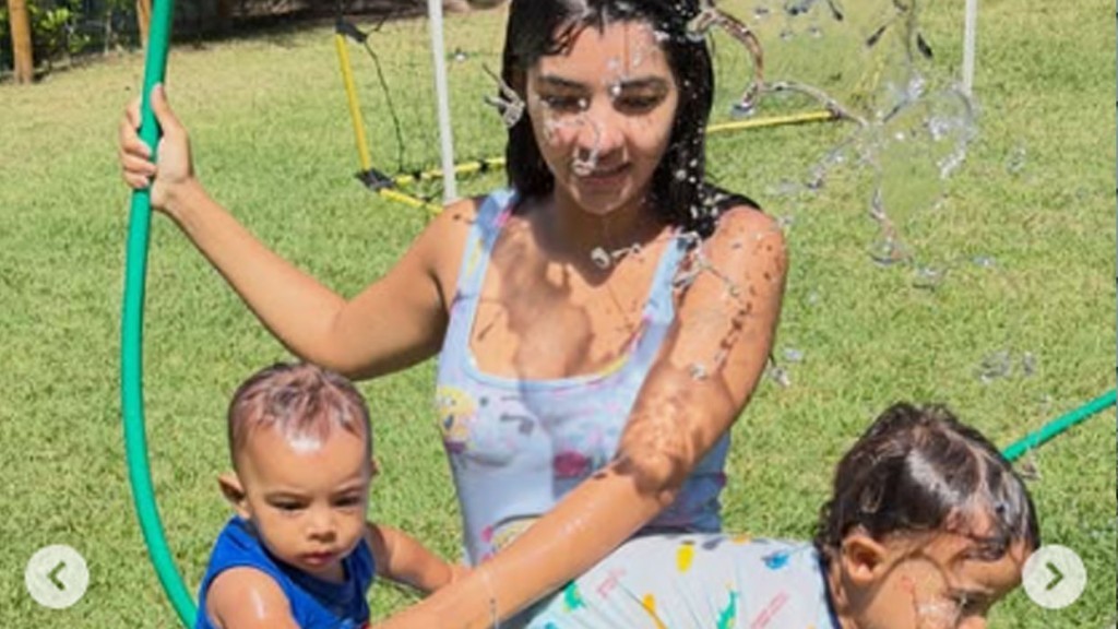 Ary Mirelle curte domingo em família e encanta ao mostrar momento com os filhos