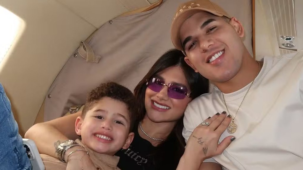 Ingra Soares anuncia fim de casamento com Zé Vaqueiro após seis anos juntos: ‘Dói”