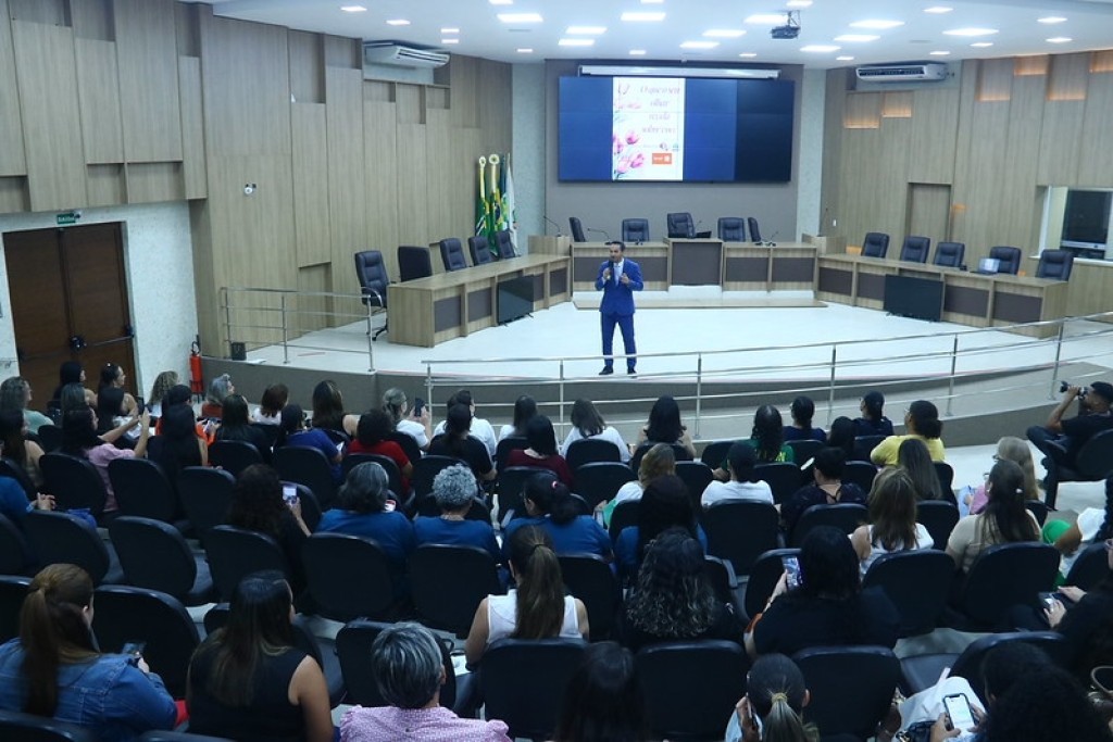 Encontro sobre autoestima e bem-estar reúne mais de 80 servidoras municipais em Sinop