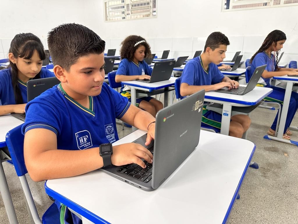 Mato Grosso recebe equipe do Banco Mundial para acompanhar avanços na educação estadual