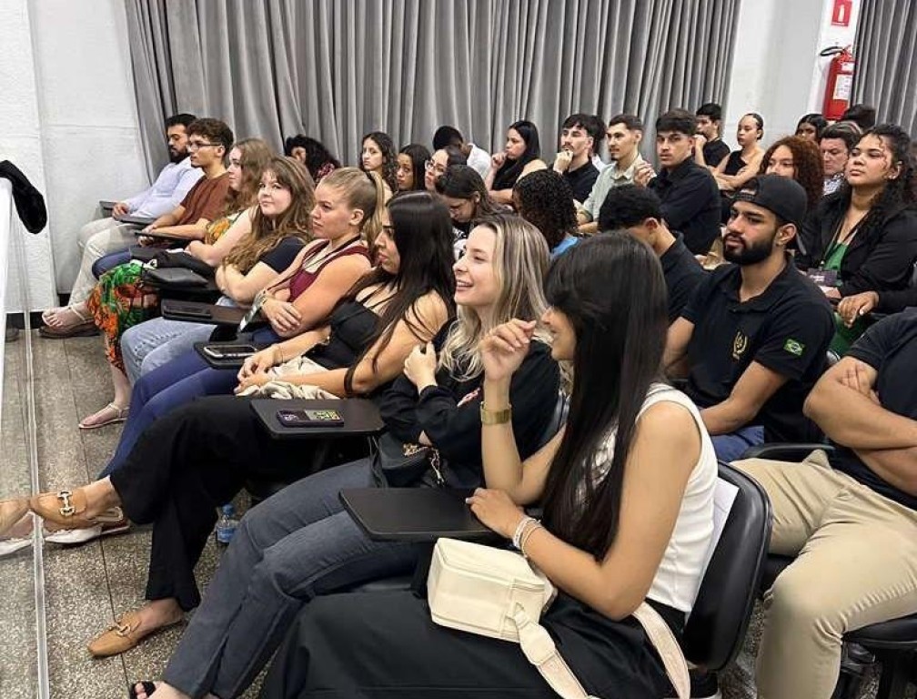 Polícia Civil participa de congresso científico da Unifasipe e ministra palestra sobre práticas investigatórias e inquérito policial