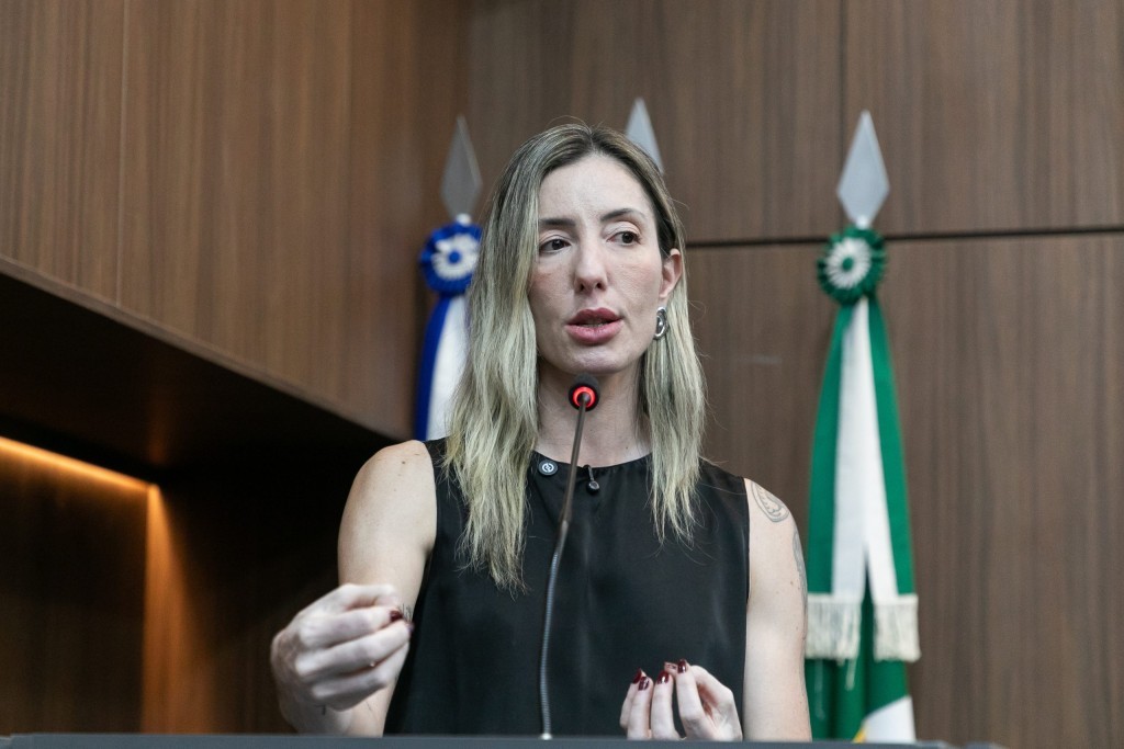 Secretária garante fiscalização rigorosa contra empresas clandestinas e fios irregulares em Cuiabá