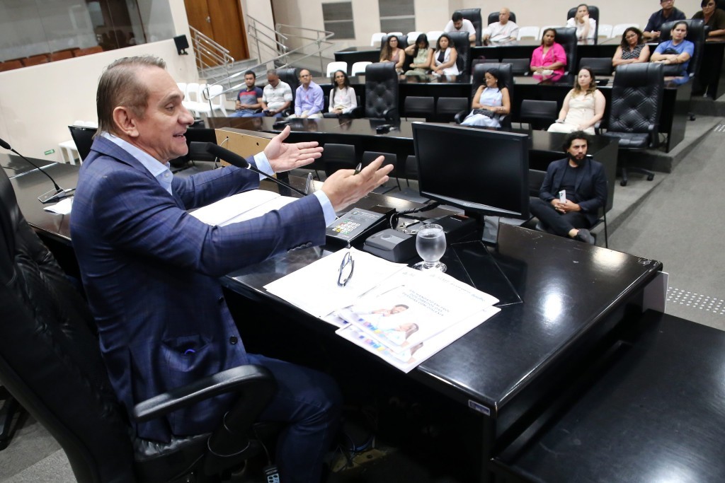Iniciativa de Wilson Santos consolida Mato Grosso como referência nacional na causa da dislexia