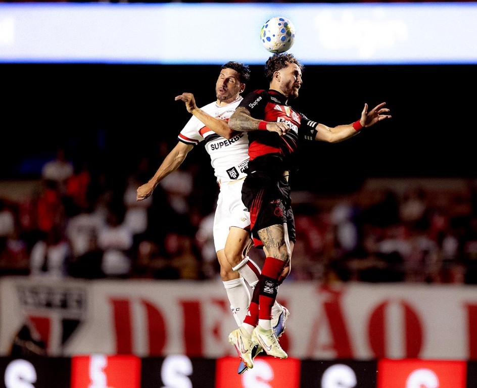 São Paulo vence o Flamengo de virada na estreia do Brasileirão