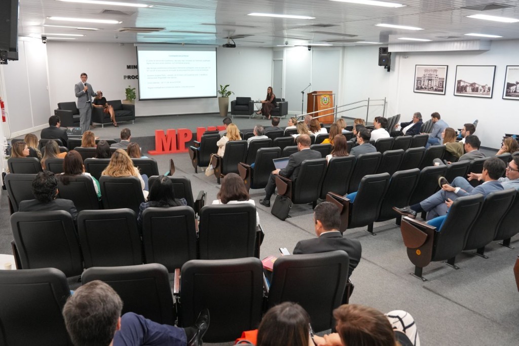 Simpósio do MPMT aborda feminicídio e decisões internacionais