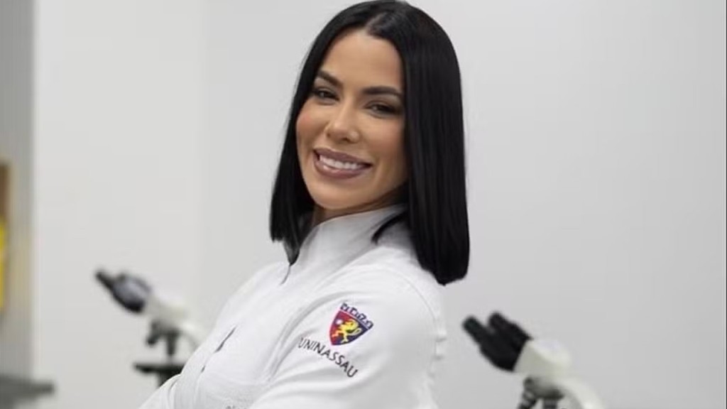 Larissa Tomásia retoma estudos e mostra rotina na faculdade: ‘Vida de estudante’