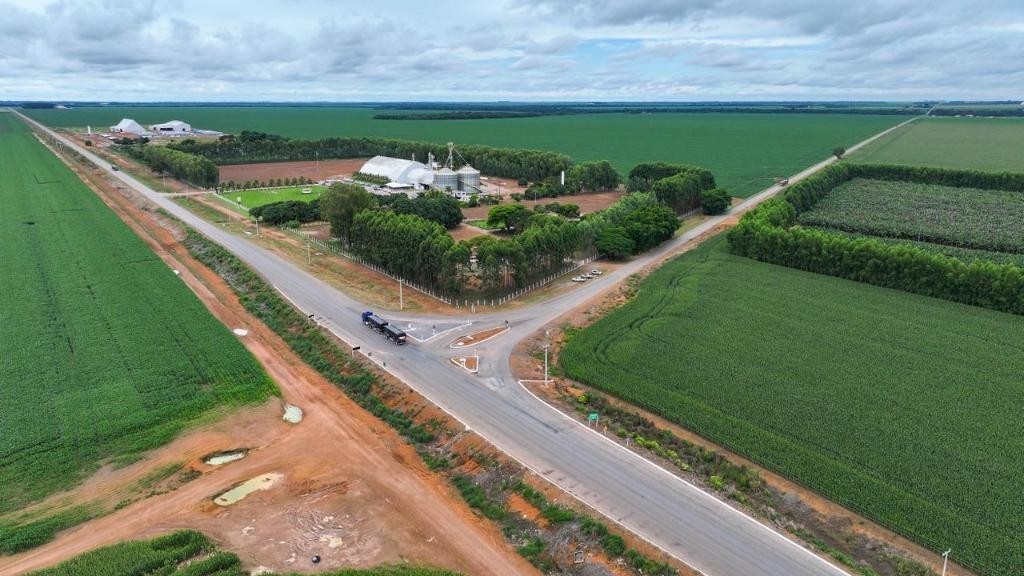 "Não teremos mais problema com poeira para para levar as crianças na escola", afirma morador de Lucas do Rio Verde