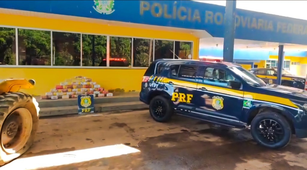 PRF apreende 162 tabletes de cocaína escondidos em pneus de trator na BR-070, em Cáceres (MT)