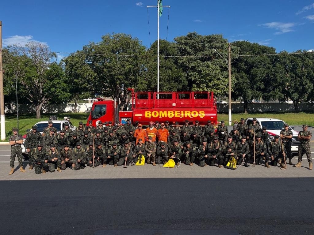 Corpo de Bombeiros capacita novos brigadistas do Exército Brasileiro