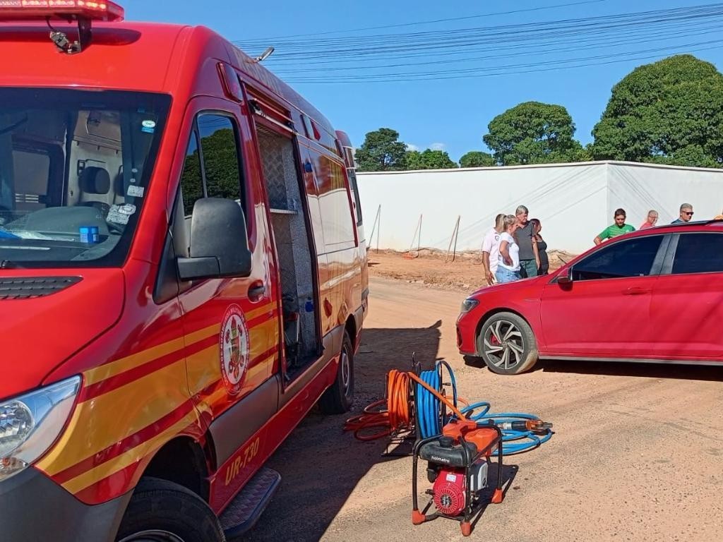 Corpo de Bombeiros presta socorro à vítima de acidente de trânsito em Santa Rita do Araguaia