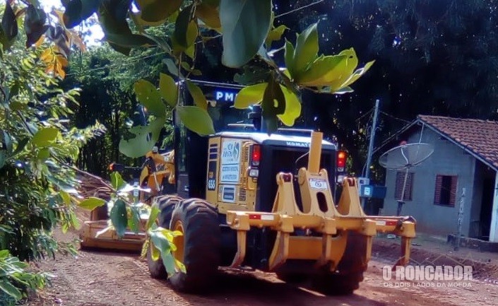 Bairros Deus é Amor e Jardim Alvorada em Nova Xavantina recebem asfalto e ficam 100% pavimentados