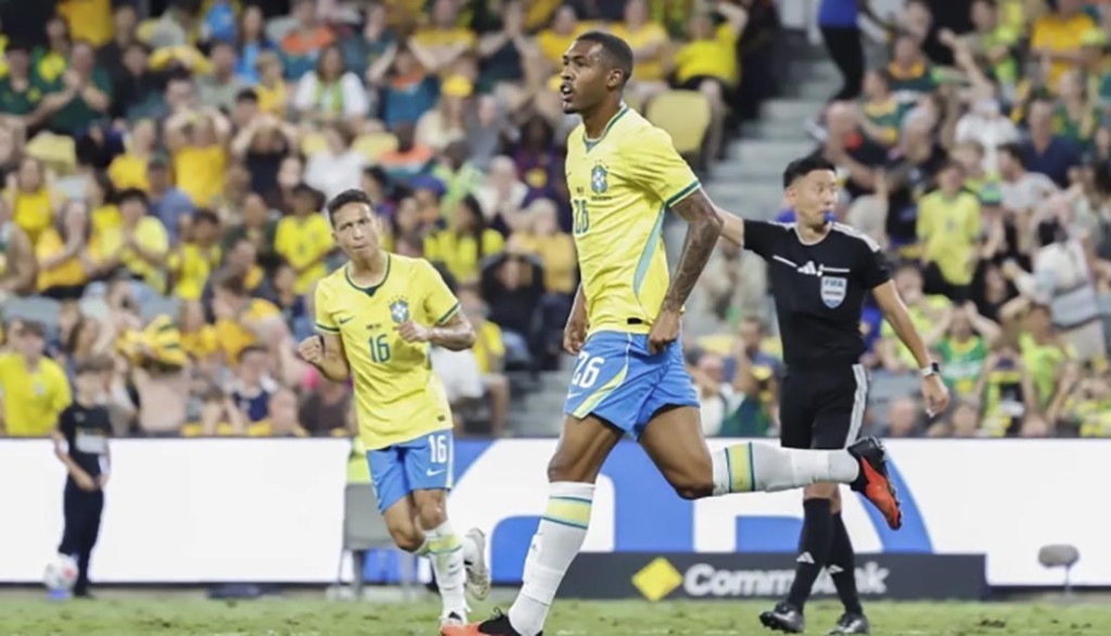 Rayan salva Brasil no fim e Seleção empata com a Austrália em estreia após a Copa