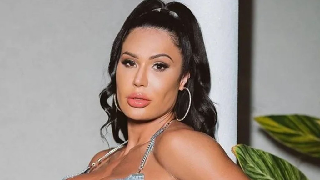 Gracyanne Barbosa revela que não faz mais preenchimentos e retorna ao visual natural