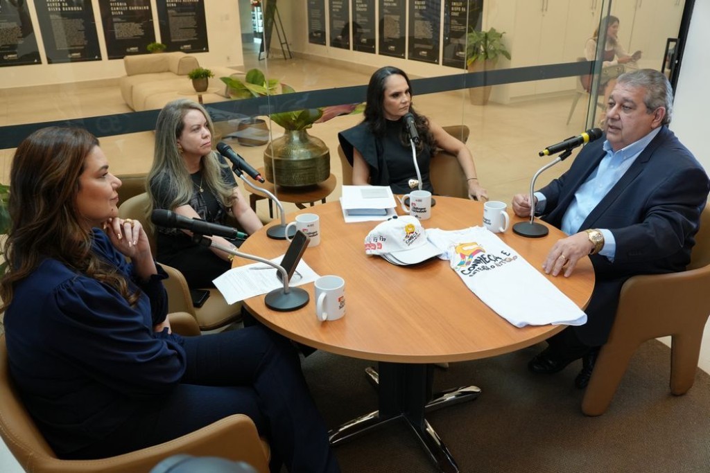 Defesa dos direitos das pessoas com TEA são debatidas em entrevista