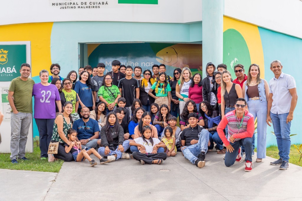 Estudantes indígenas conhecem história de Cuiabá em visita ao Complexo Biocultural do Porto