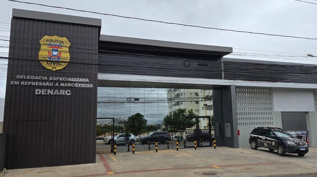 Polícia Civil cumpre mandados contra uma rede especializada em tráfico de drogas sintéticas