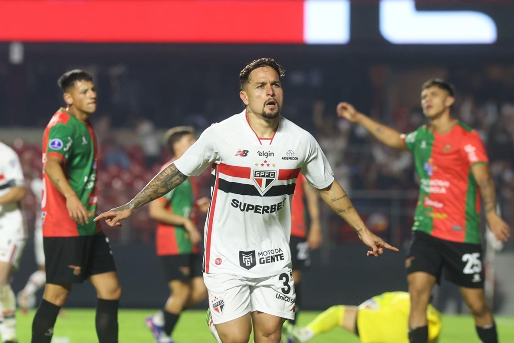 São Paulo vence Boston River e assegura liderança invicta na Copa Sul-Americana