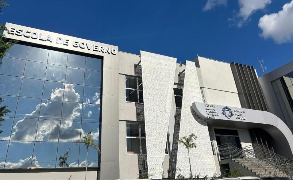 Escola de Governo oferta 300 vagas para o curso Noções de Direito Administrativo