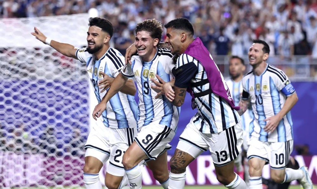 Argentina vence Suíça com assistência de Flaco Lopes e esta nas semifinais da Copa do Mundo