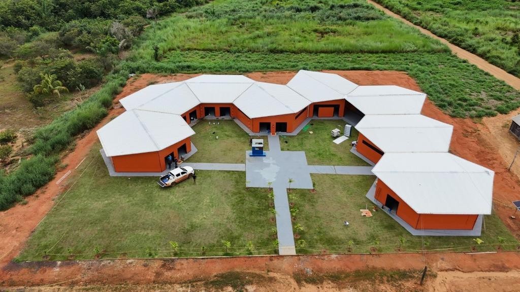 Governo de Mato Grosso inaugura nova escola indígena na Terra Indígena Wawi em Querência