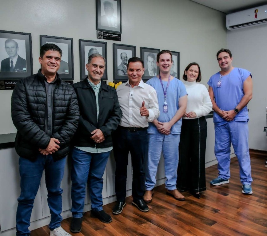 Botelho articula ampliação de cirurgias e apoio à reconstrução mamária no Hospital de Câncer