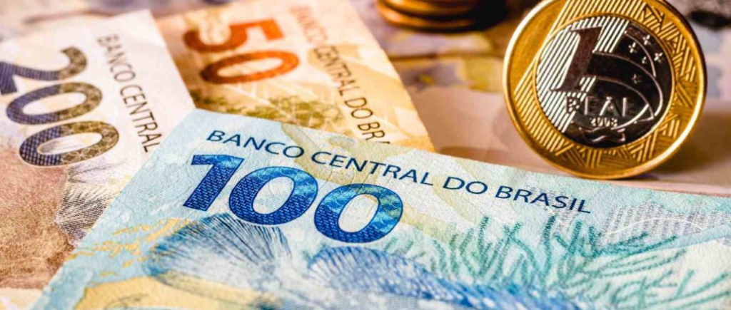 Prévia do PIB avança em fevereiro e mantém economia em nível recorde