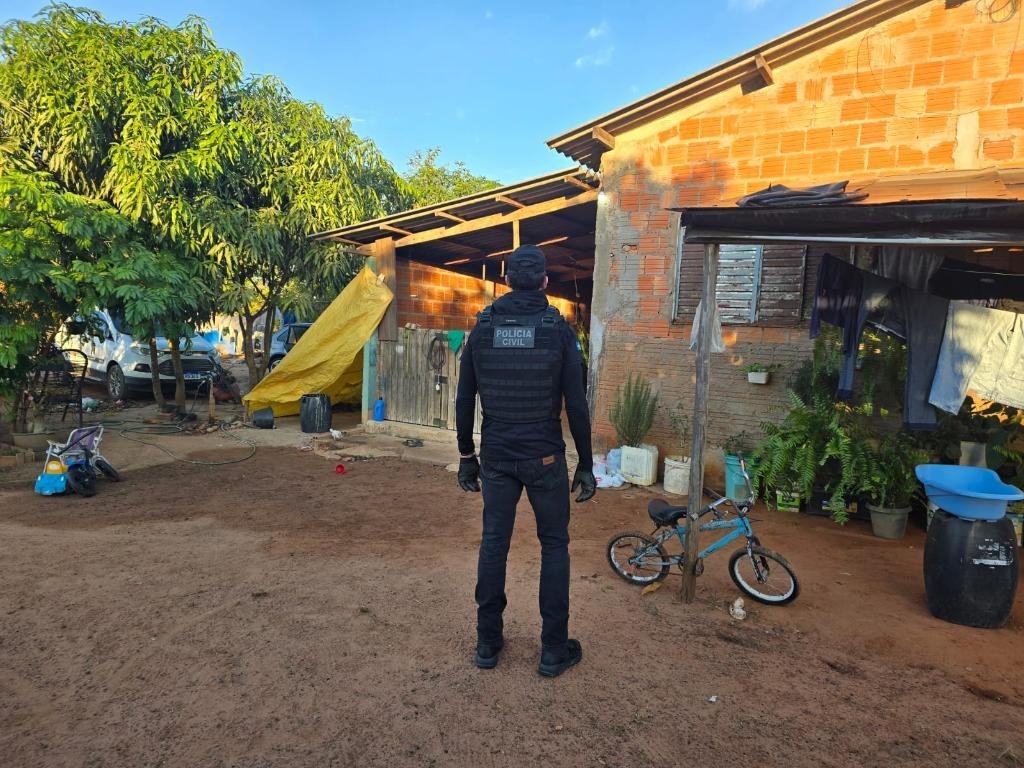 Polícia Civil deflagra ação contra núcleo de facção criminosa em Campos de Júlio