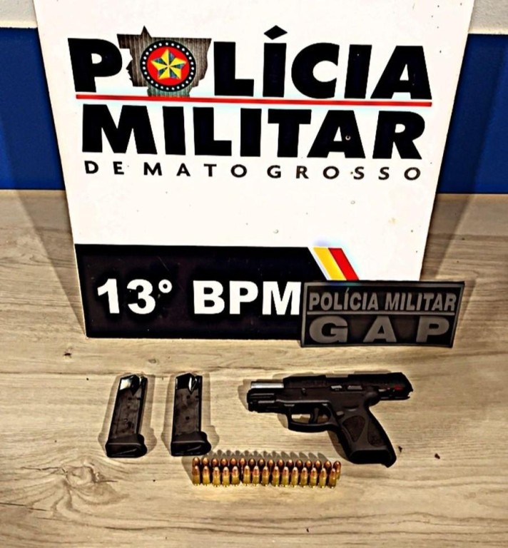 PM prende suspeito por porte ilegal de arma de fogo durante patrulhamento tático