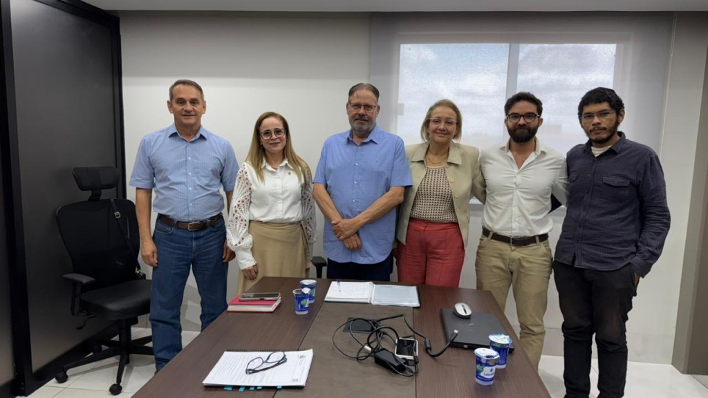 Unemat e SES discutem ampliação de estágio no Hospital Regional de Cáceres