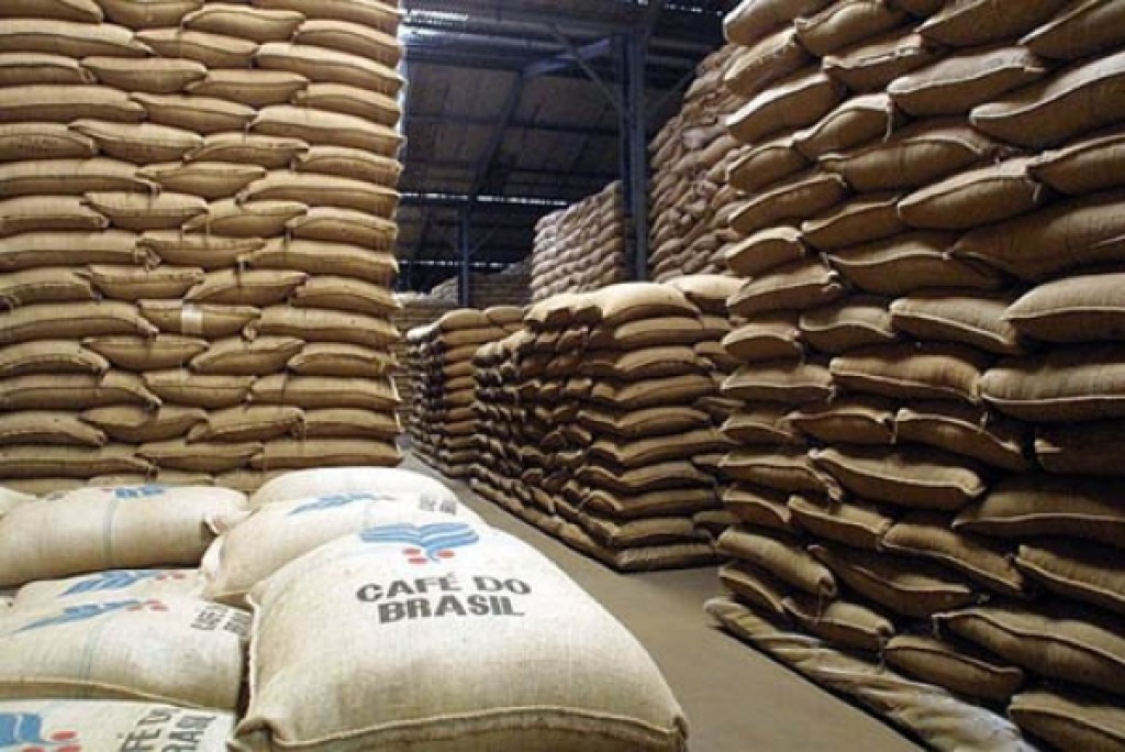 Brasil deverá colher 67,6 milhões de sacas de café de 60 quilos em 2026
