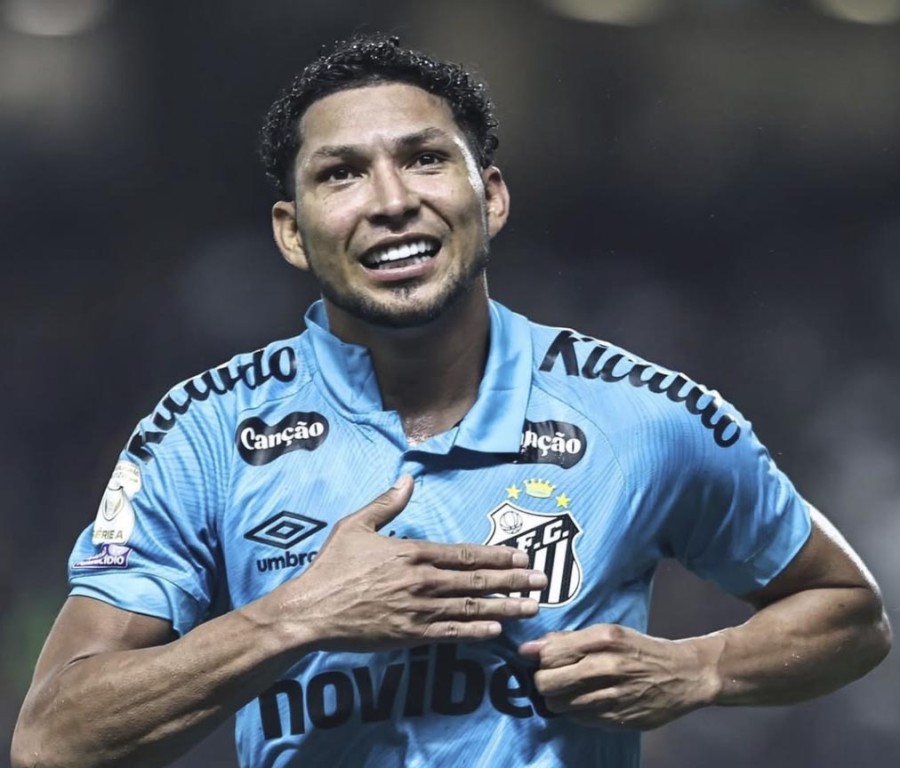 Santos vence o Remo no fim e chega à quarta vitória consecutiva no Brasileirão