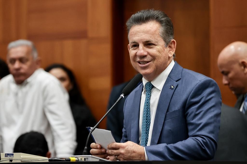 Governador retira "gatilho" e antecipa promoções de PMs e Bombeiros