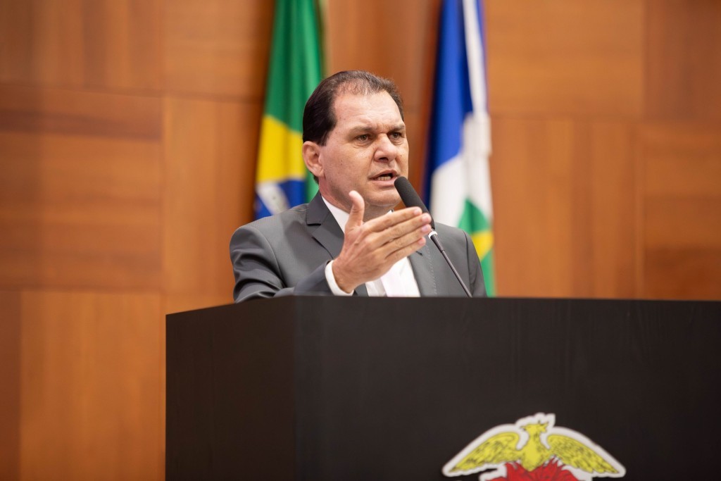 Chico Guarnieri cobra da Energisa melhorias no fornecimento de energia e convida população para audiência em Rondonópolis