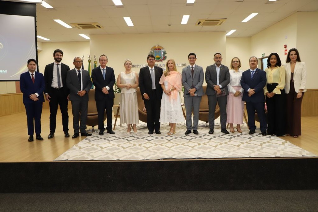 Profis empossa nova diretoria durante Encontro Estadual do 3º Setor