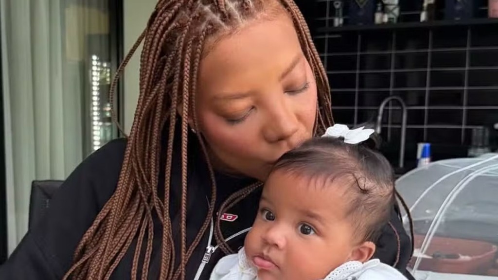 Brunna Gonçalves mostra momento fofo de Zuri dançando música regravada pela mãe