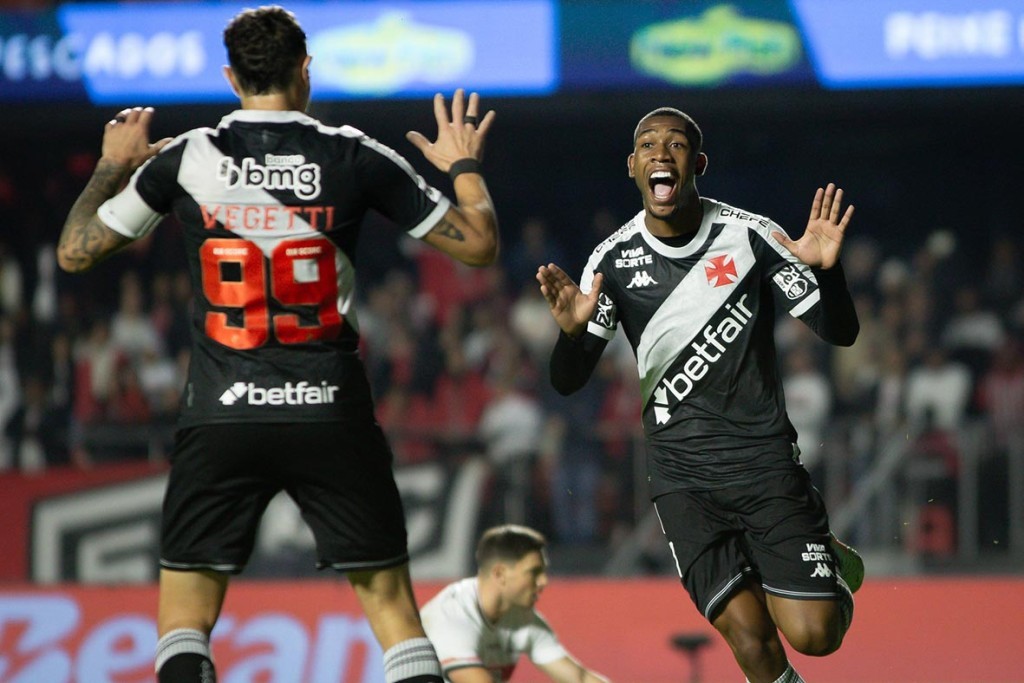 Vasco impõe 3 a 1 no Morumbis, deixa o Z4 e pressiona o São Paulo no Brasileirão