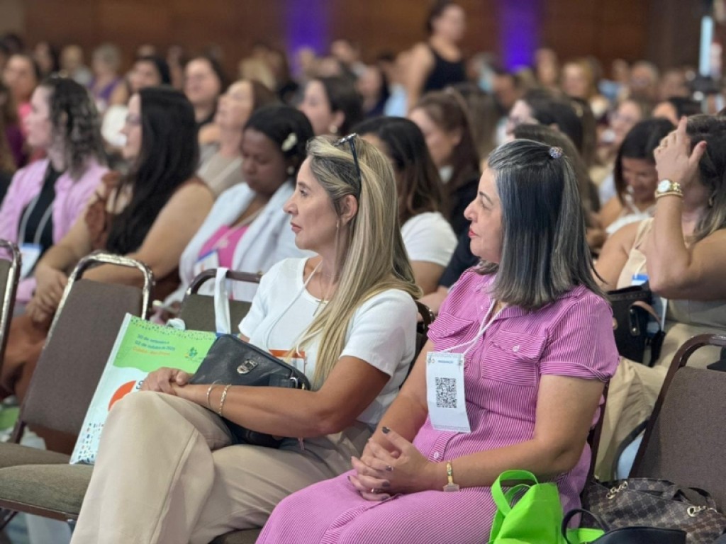 Sinop participa do Seminário Estadual da Educação Infantil em Cuiabá