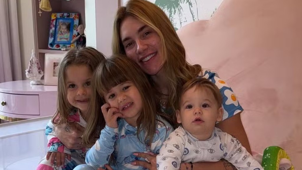 Sem Zé Felipe, Virginia Fonseca comemora aniversário de Maria Alice: ‘Café da manha’