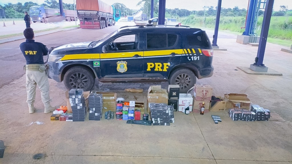 PRF apreende carga de produtos estrangeiros sem documentação fiscal na BR-163 em Guarantã do Norte