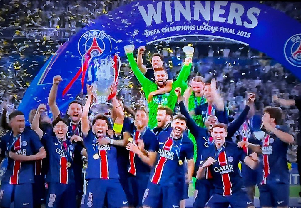 PSG faz história e conquista a Champions League inédita com goleada de 5 a 0