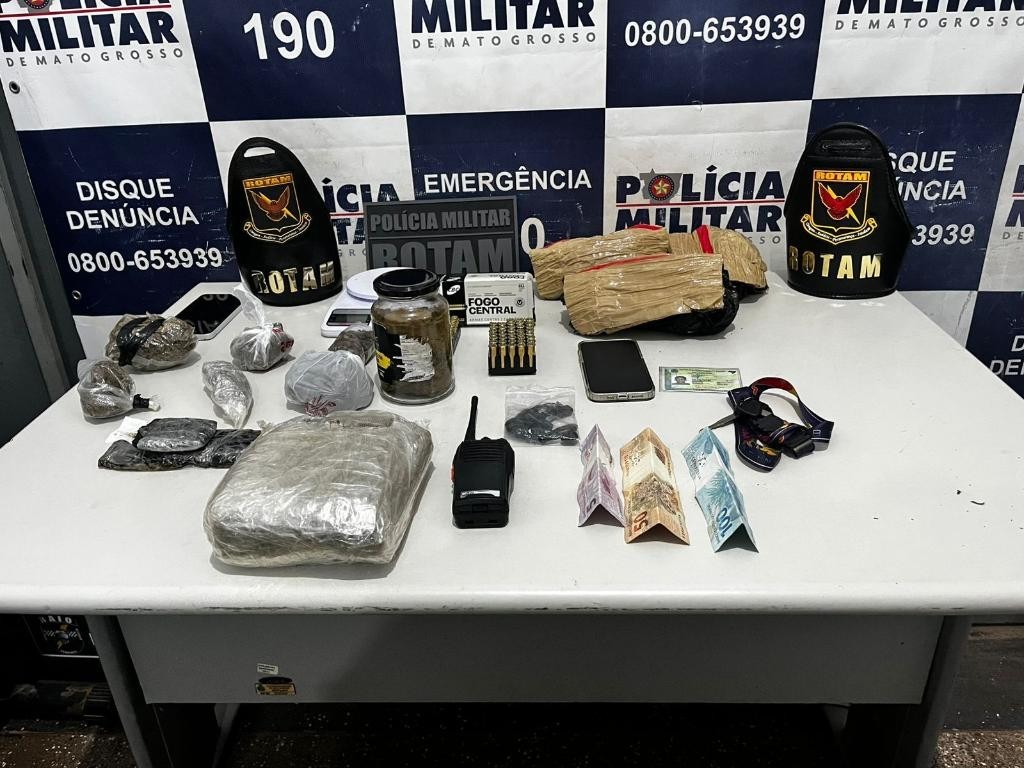 Rotam prende homem com porções de maconha e munições em Cáceres